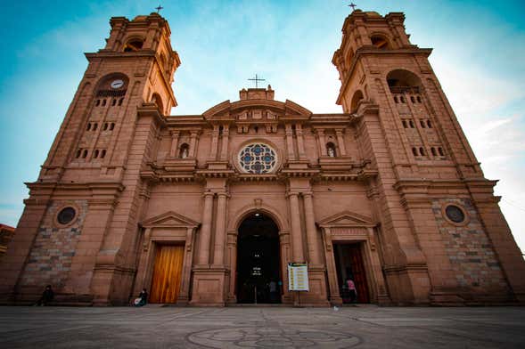 Tacna Bus Tour