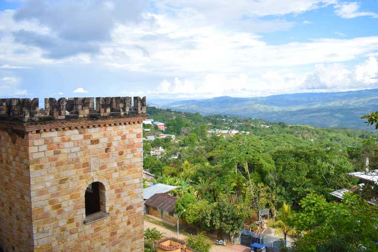 Vistas desde lo alto del Castillo de Lamas