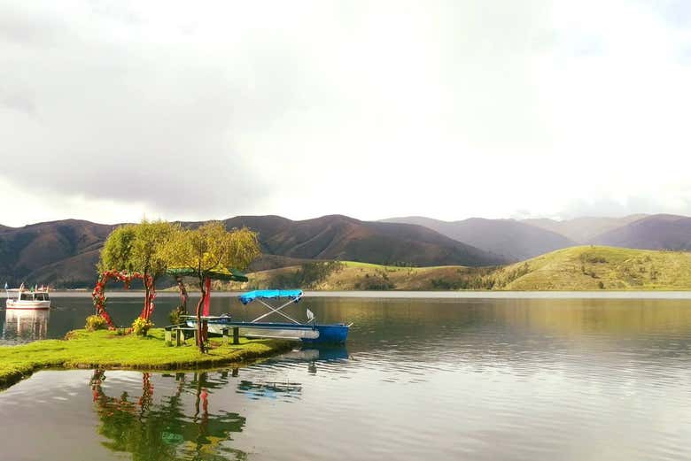 Enjoy time at Pacca Lake