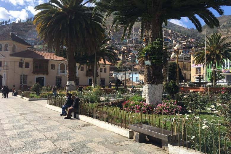 Meet us at the Plaza de Armas to kickoff our tour