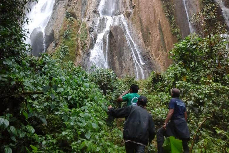 Llegando a la catarata de San Miguel