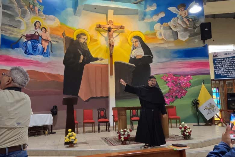 El interior de la parroquia Santa Rita de Cascia