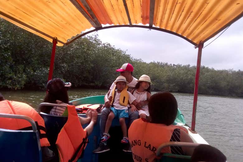 Disfrutando del paseo en barco