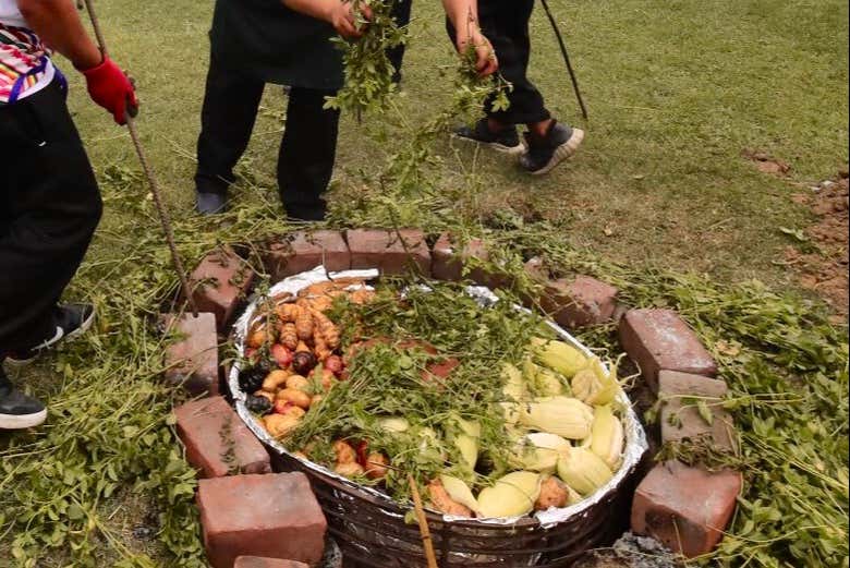 Durante la cottura della pachamanca