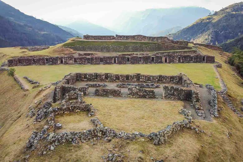 Construcciones incas en Vitcos