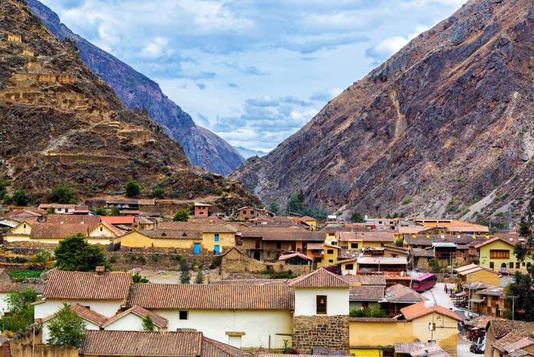 Spend time in the town of Ollantaytambo
