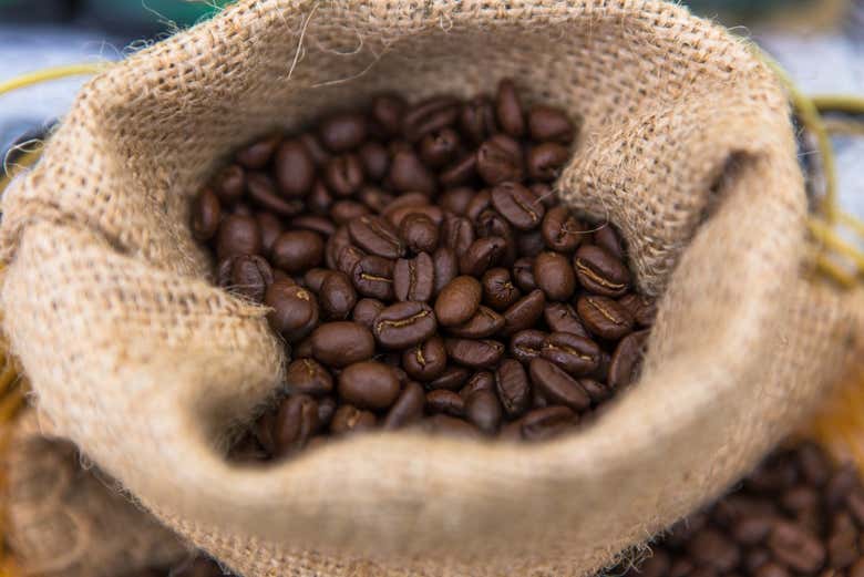 Toasted coffee beans