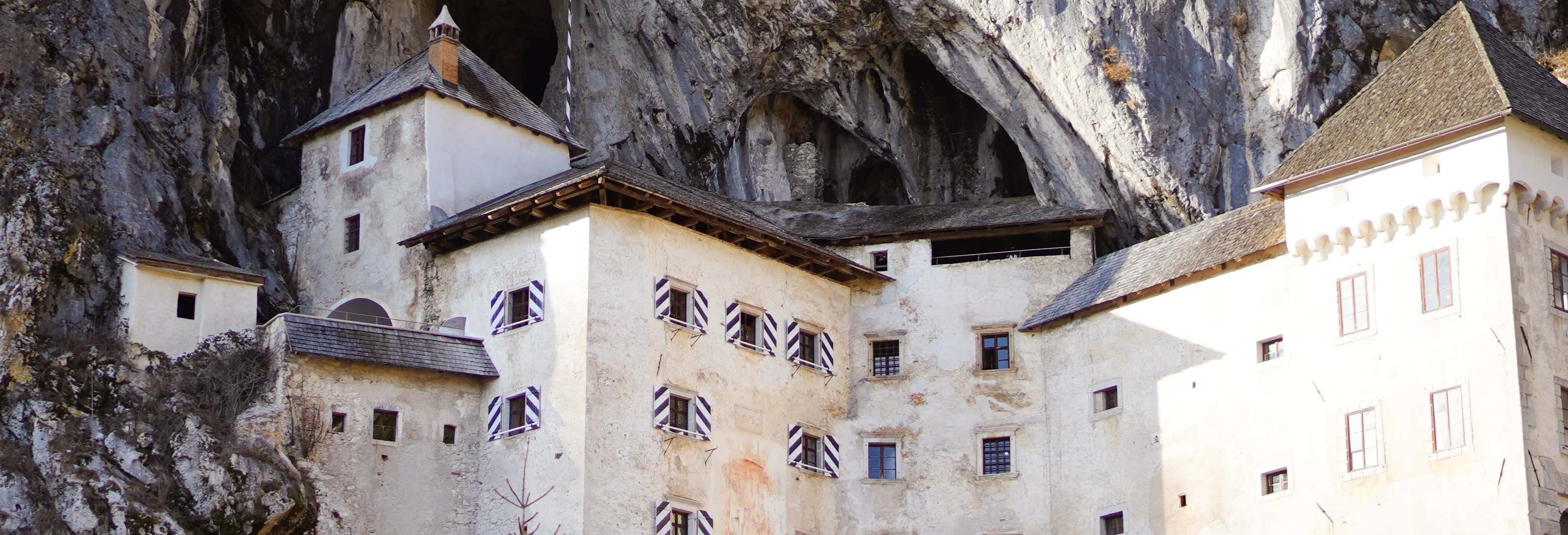 Castello di Predjama