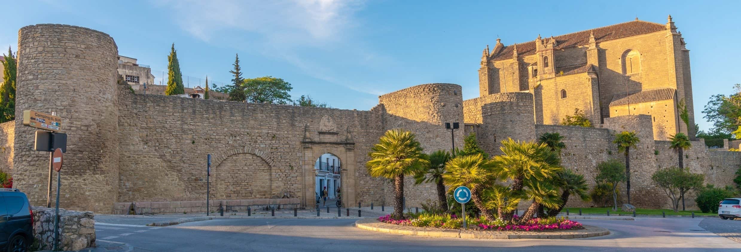 Porta de Almocábar
