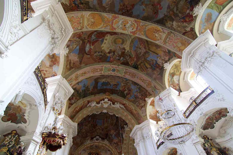 Tetos da abadia cisterciense da Polônia