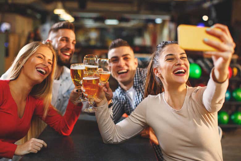 Disfrutando del Pub Crawl por Breslavia