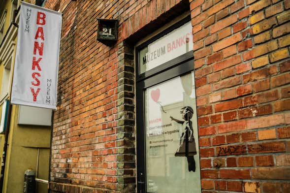 Entrada al Museo Banksy de Cracovia