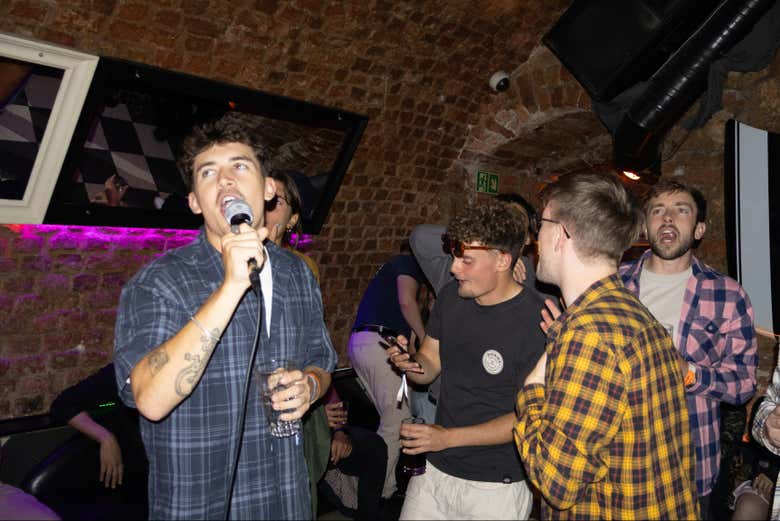 Passez un bon moment au karaoké