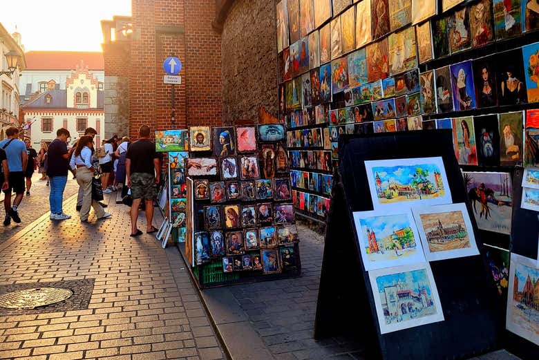 La venta de cuadros en la calle Pijarska