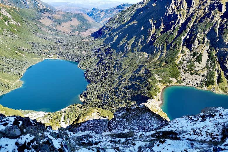 Vista aérea do lago Negro e o Morskie Oko