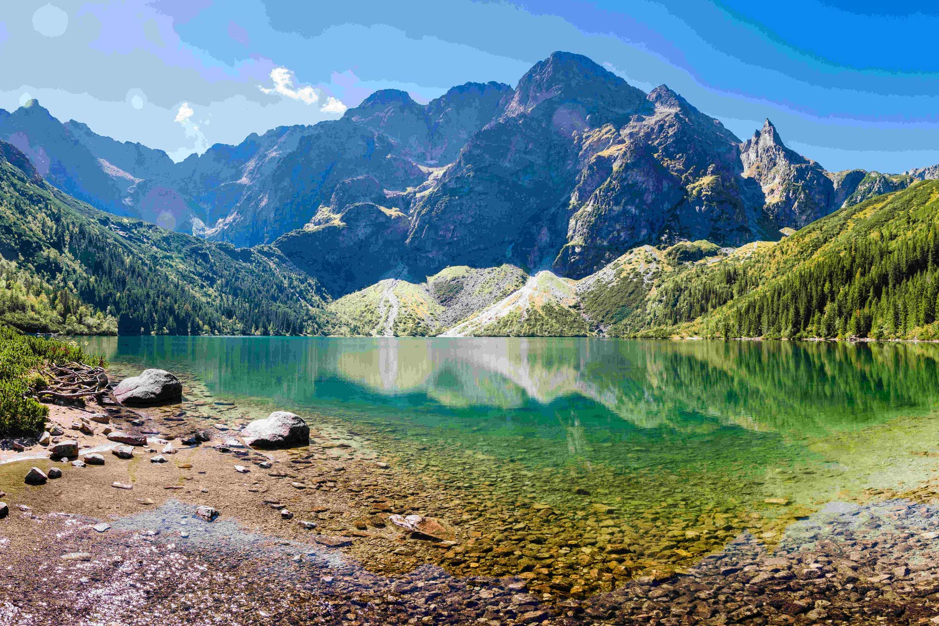 Trilha pelos montes Tatras e lago Morskie Oko