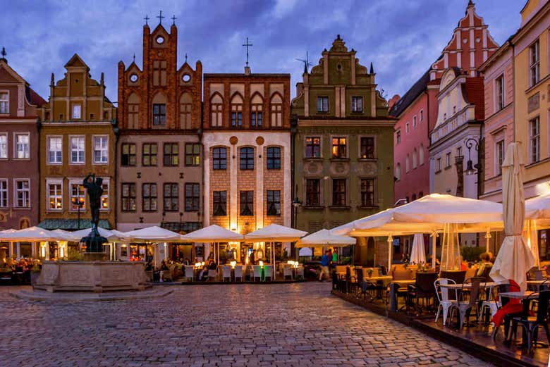 Calles de Poznan de noche