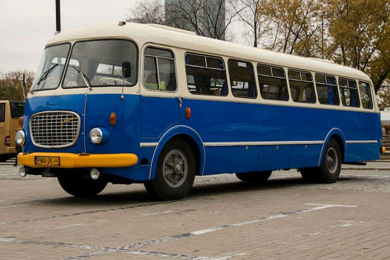 Tour panorâmico de ônibus antigo