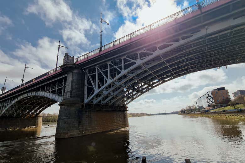 El puente Poniatowski de Varsovia