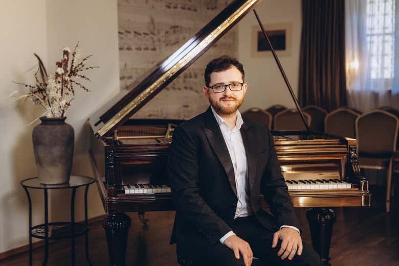 Uno de los músicos del recital de piano