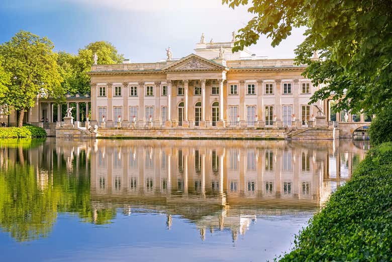Palacio de Łazienki, en el parque del mismo nombre