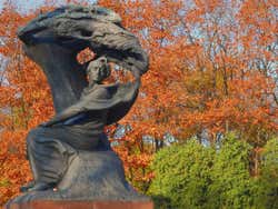 Estátua de Chopin