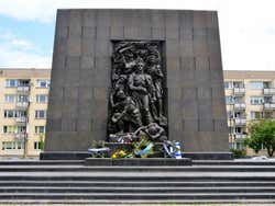 Monument aux héros du ghetto