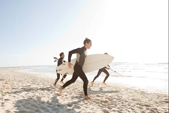 Cours de surf sur la plage de Galé