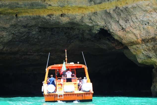 Recorriendo las cuevas del Algarve