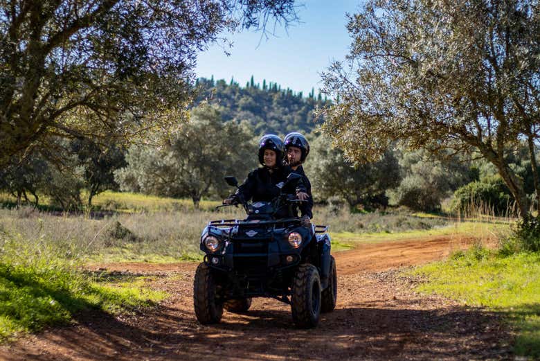 Recorriendo uno de los caminos rurales del Algarve