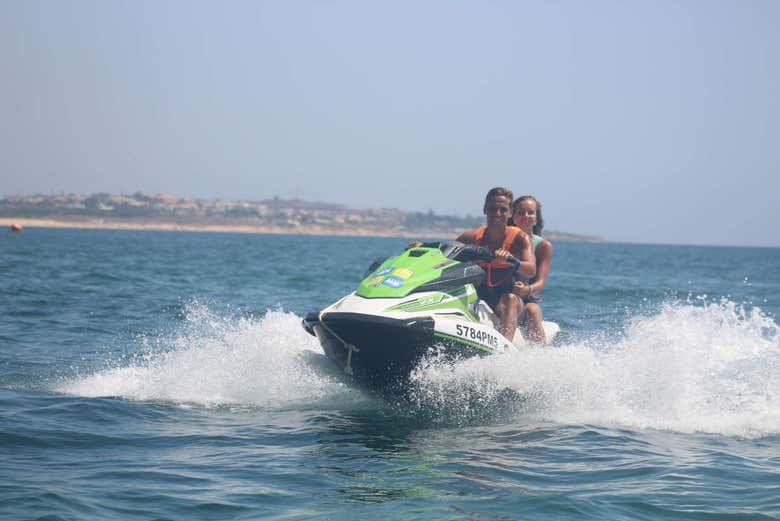 Giro in moto d'acqua
