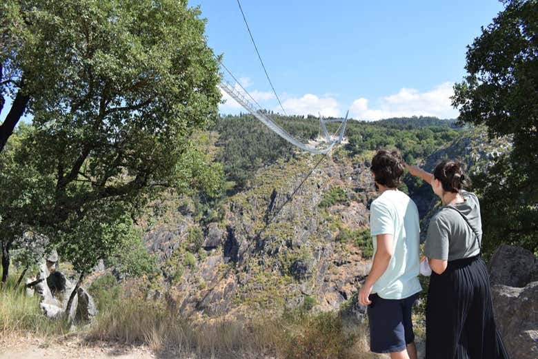 Profitez de la vue depuis le pont 516 Arouca
