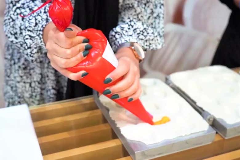 Aprendiendo a hacer los ovos moles de Aveiro