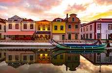 Paseo en barco moliceiro o mercantel por Aveiro