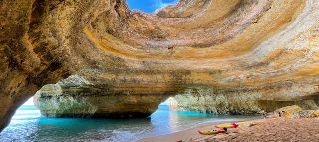 Tour en kayak por las cuevas de Benagil