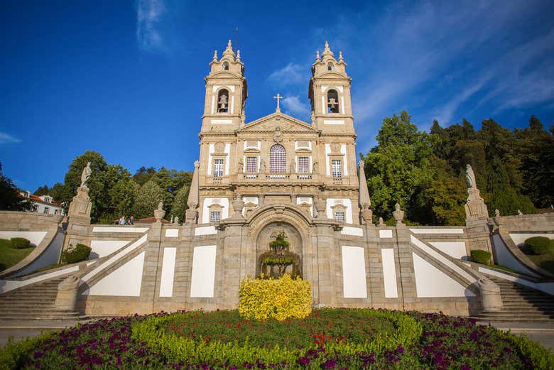 Vue frontale sur le bon jésus