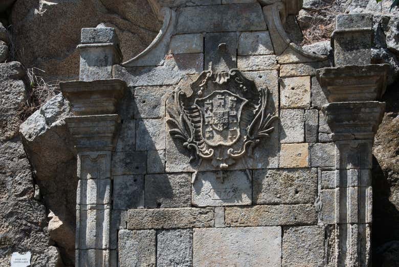 Desfrutando da visita guiada por Castelo Novo