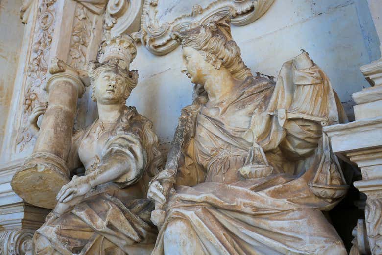 Découvrez l'art de Coimbra