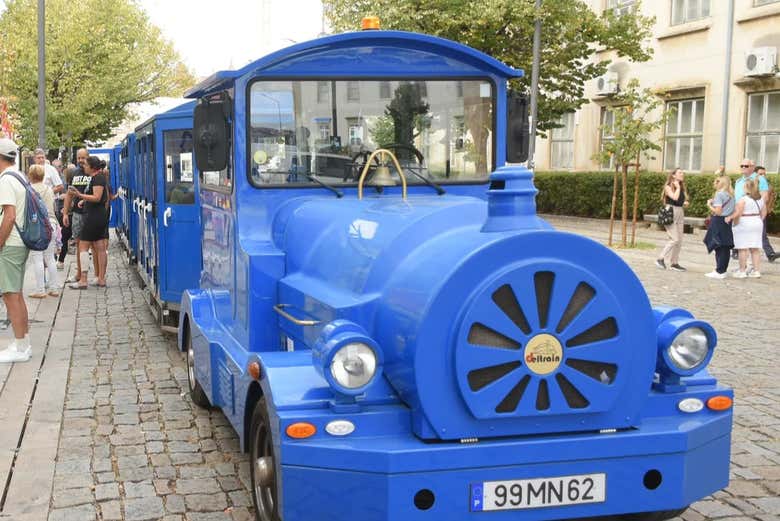 ¡Bienvenidos a bordo de este tren turístico!