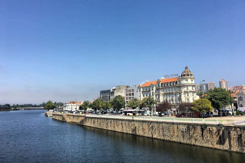 Scorci di Coimbra dalla barca