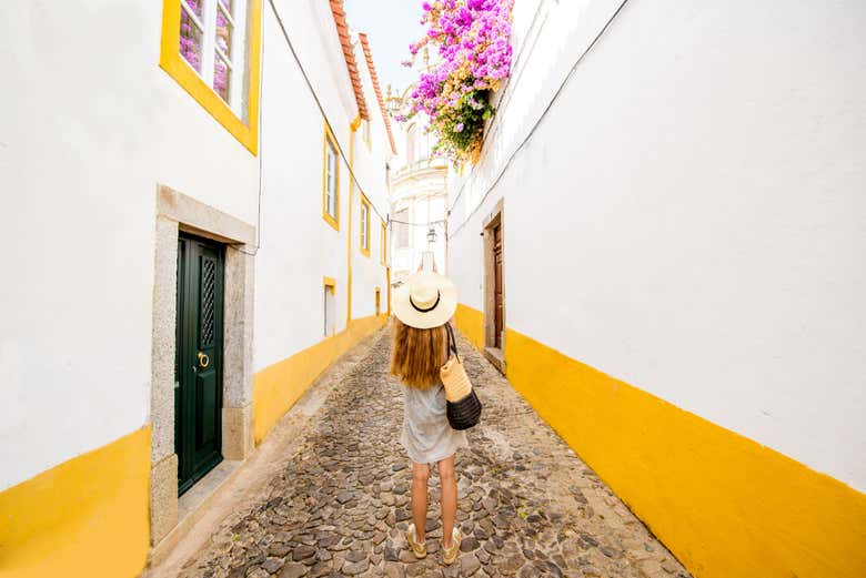 Flânez dans les rues d'Évora