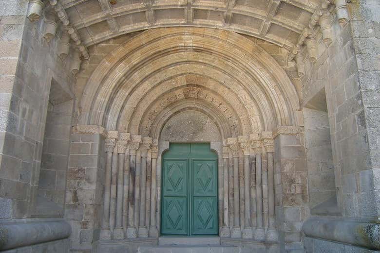 Porte du monastère