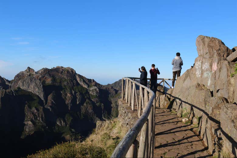Subiremos hasta el Pico do Areeiro
