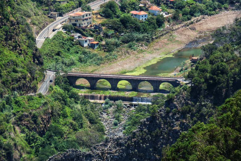 Vistas del Ponte da Ribeira d'Ametade