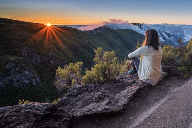 Senderismo al atardecer en Madeira