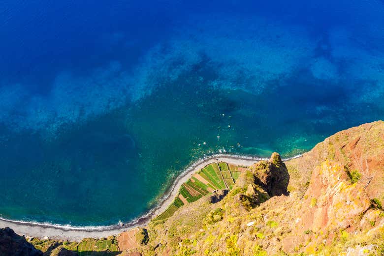 Vista de dron de Cabo Girão