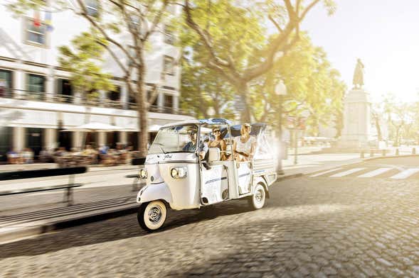 Tour privato in tuk tuk a Funchal