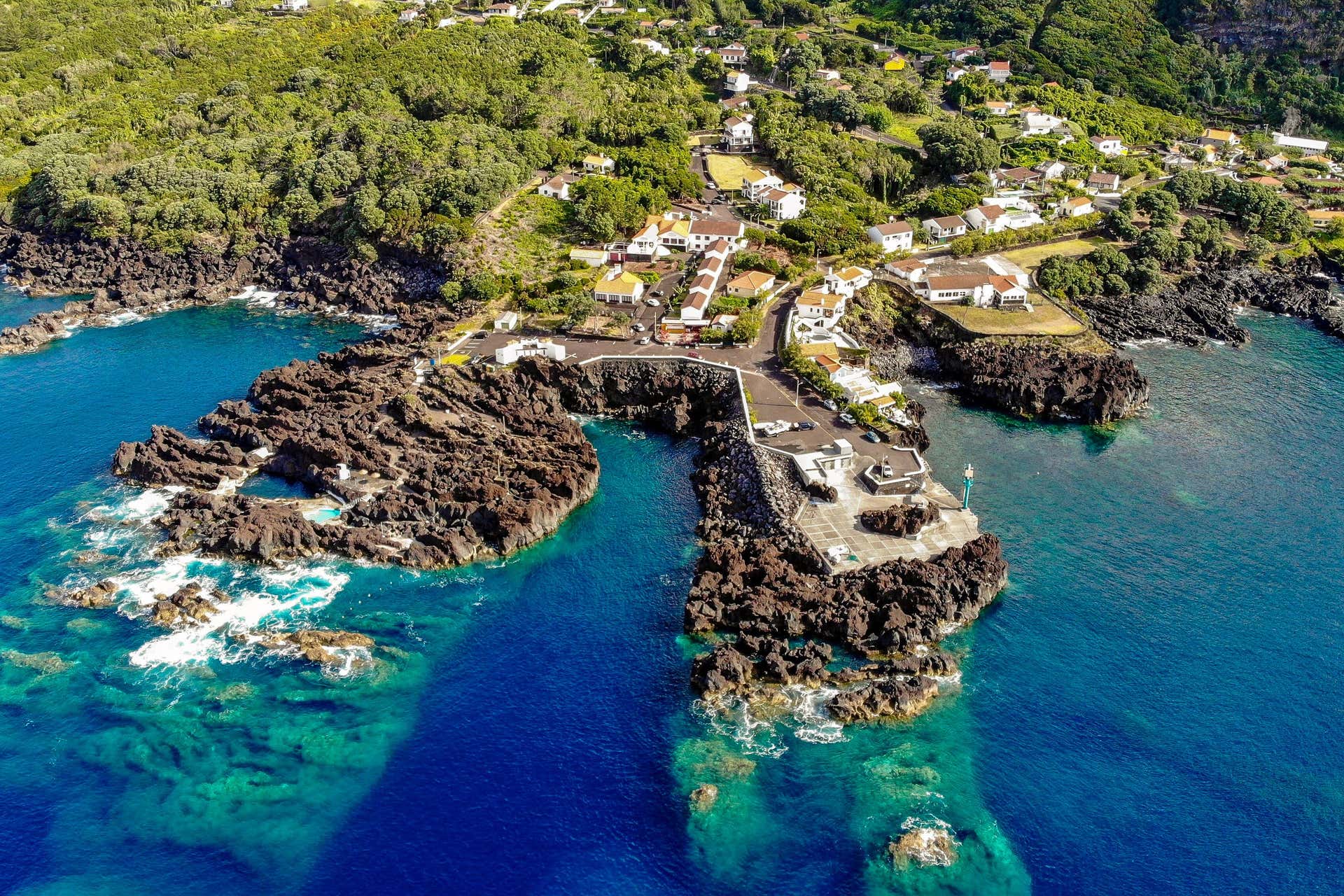 Tour de dia completo pela ilha do Faial