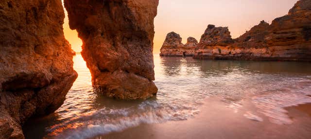 Paseo en barco por Ponta da Piedade al atardecer