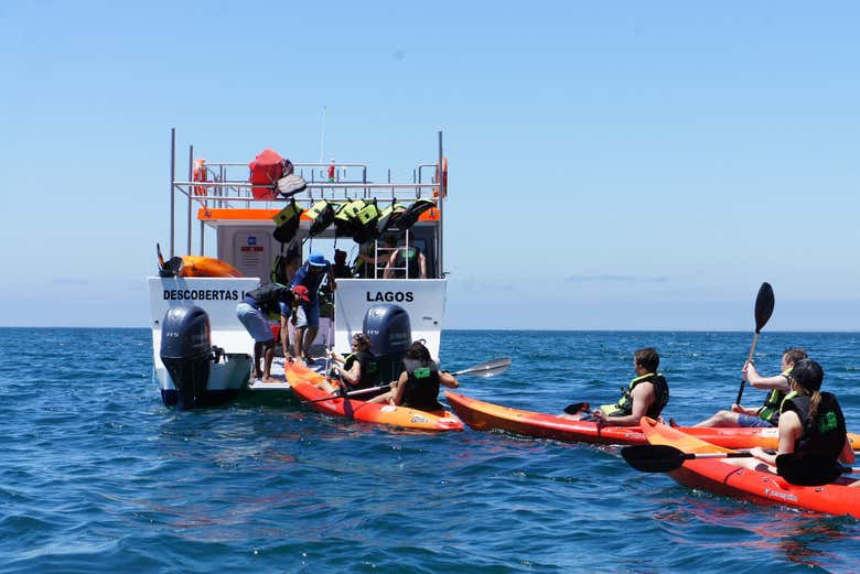 Disfrutando del tour en kayak